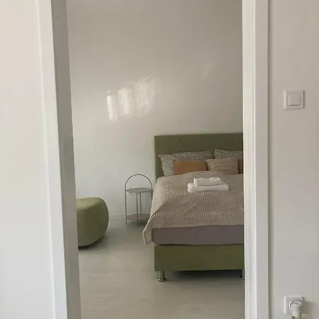 Madách Appartamento Győr